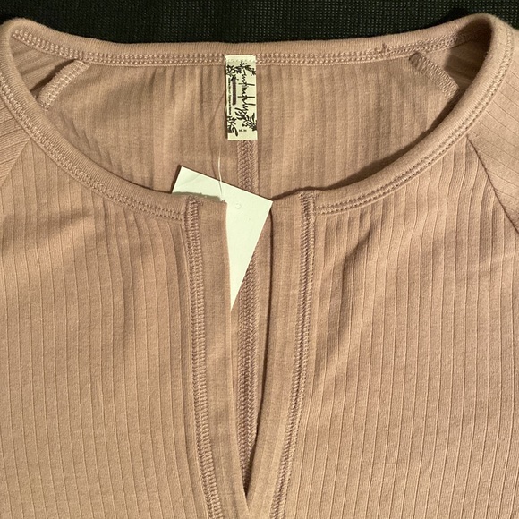 Free People Intimately Billie Layering long sleeve split neck Henley pink - Picture 5 of 16
